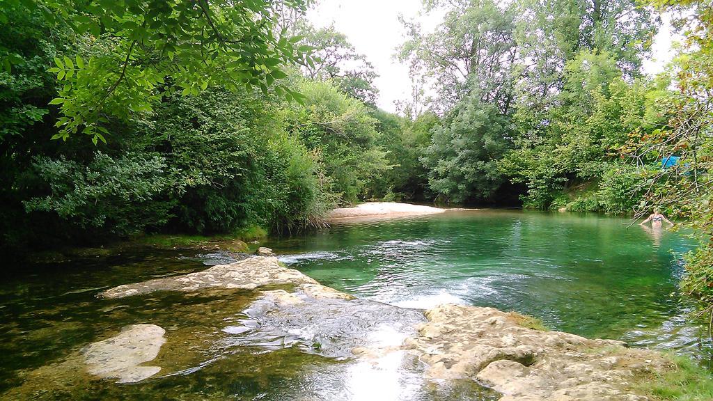 Terre D'Histoire - Baignade - Canoe - Piste Cyclable A 100 M Кастельно-ла-Шапель Экстерьер фото